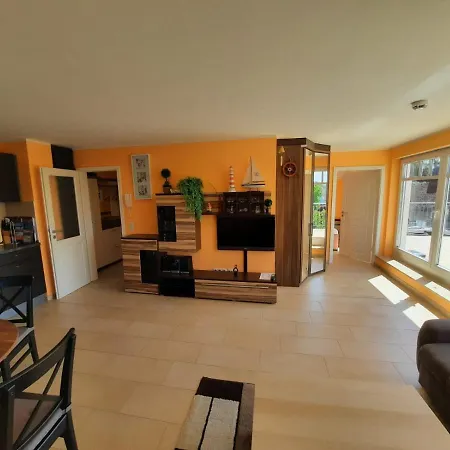Villa Strandnah - Ferienwohnungen Börgerende-Rethwisch Buitenkant foto