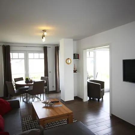 Villa Strandnah - Ferienwohnungen Börgerende-Rethwisch Kamer foto