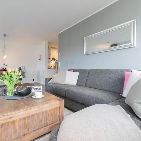 Villa Strandnah - Ferienwohnungen Börgerende-Rethwisch Buitenkant foto