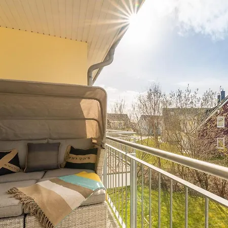 Villa Strandnah - Ferienwohnungen Börgerende-Rethwisch Buitenkant foto